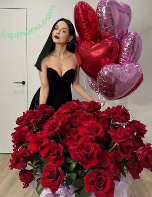 girl_of_yourdreams_ / daisy_in_dreamsss / girl_of_yourdream / song_of_blood nude photo #0193