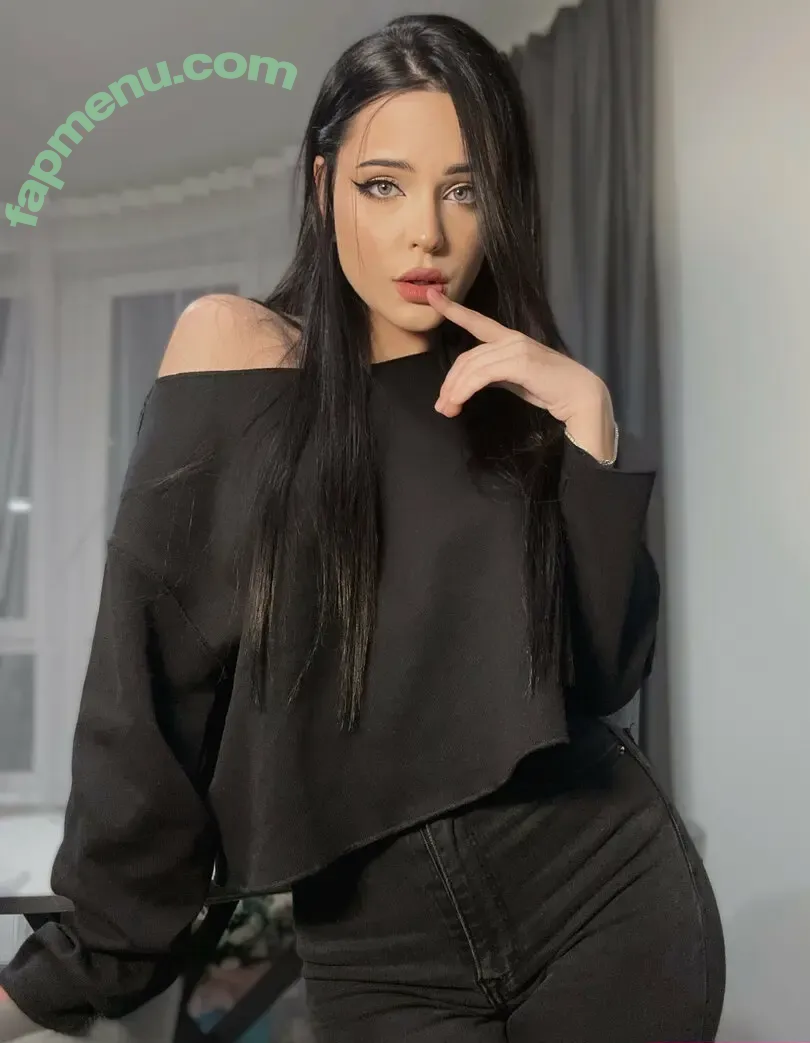 girl_of_yourdreams_ nude photo #0264 (daisy_in_dreamsss / girl_of_yourdream / song_of_blood)