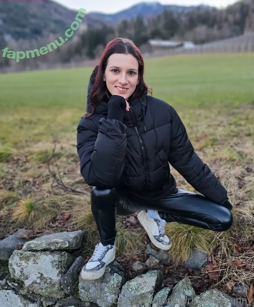 Girlnamedsunny nude photo #0078 (Girlnamedsunny)