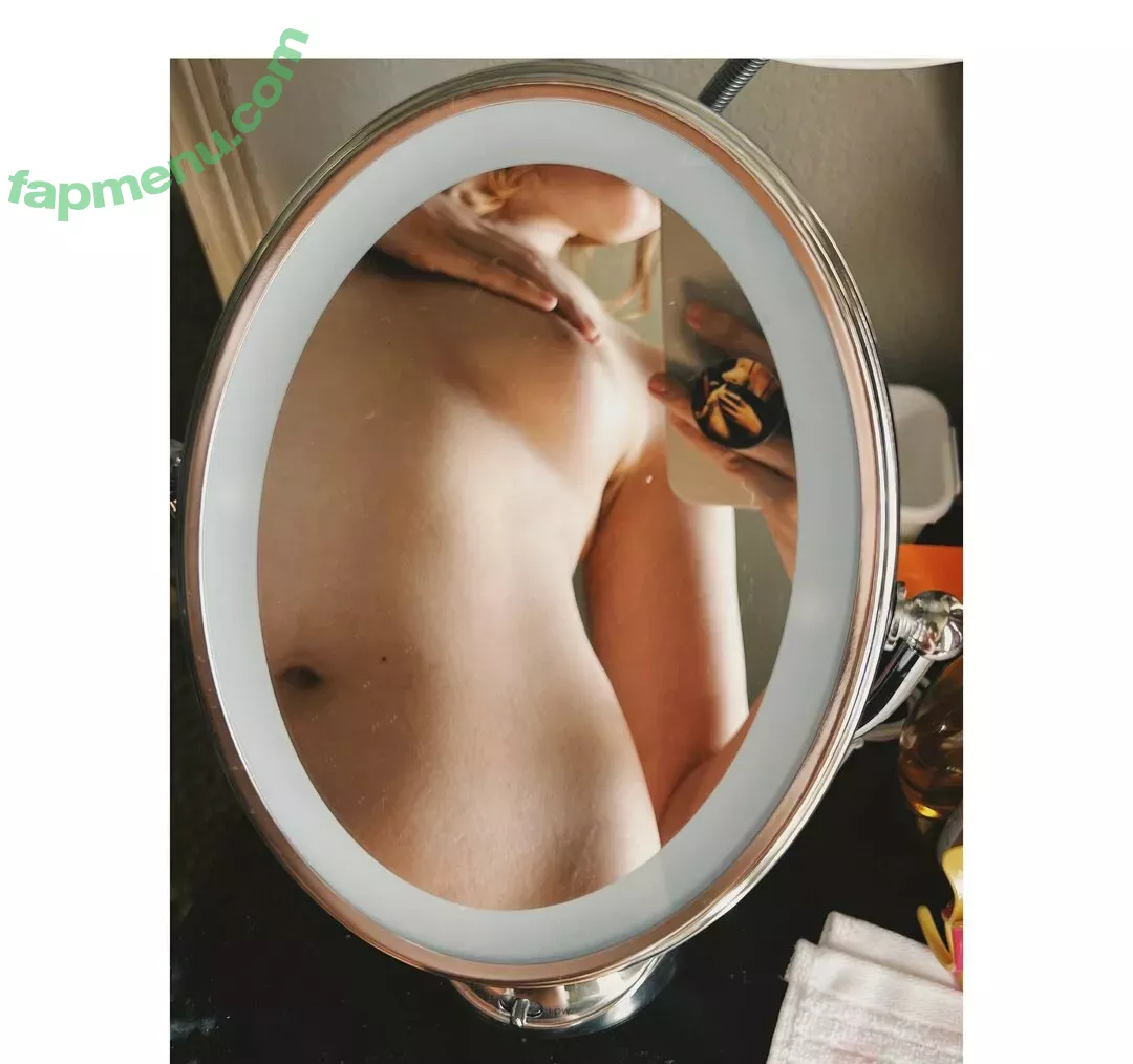 girloncinema nude photo #0104 (Girl On Cinema)