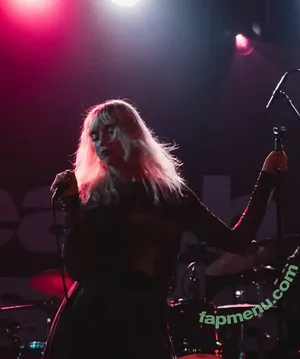 Girlpuppy / Becca Harvey nude photo #0103