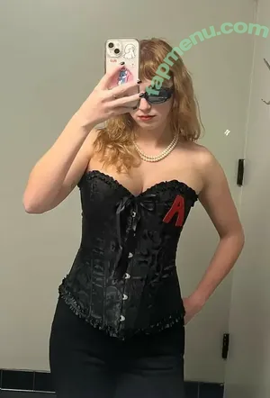 Girlpuppy / Becca Harvey nude photo #0142