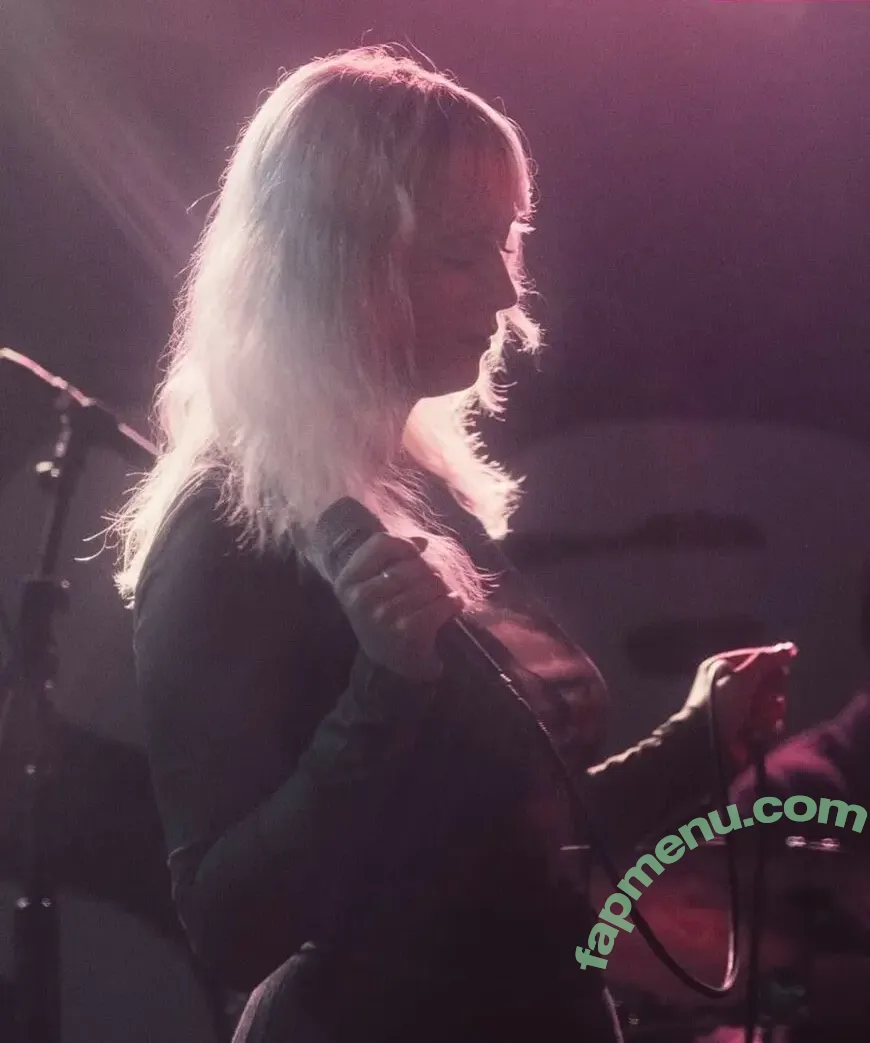 Girlpuppy nude photo #0102 (Becca Harvey)