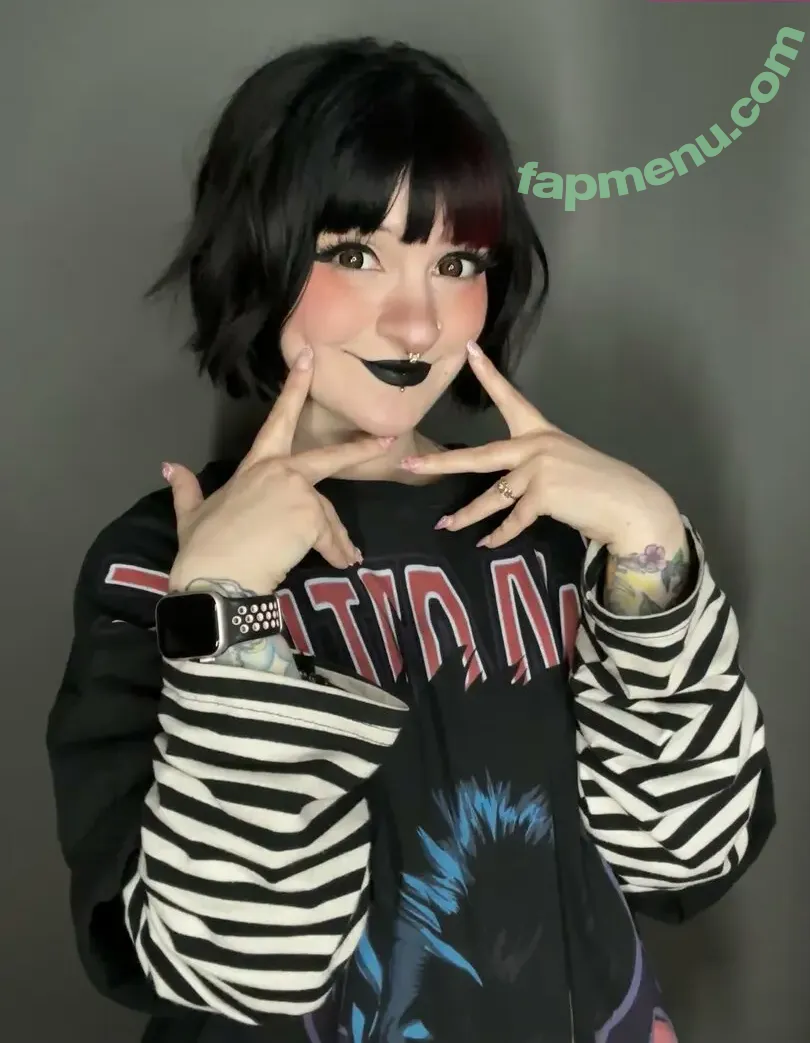 Girls Play nude photo #0103 (watchgirlsplay)