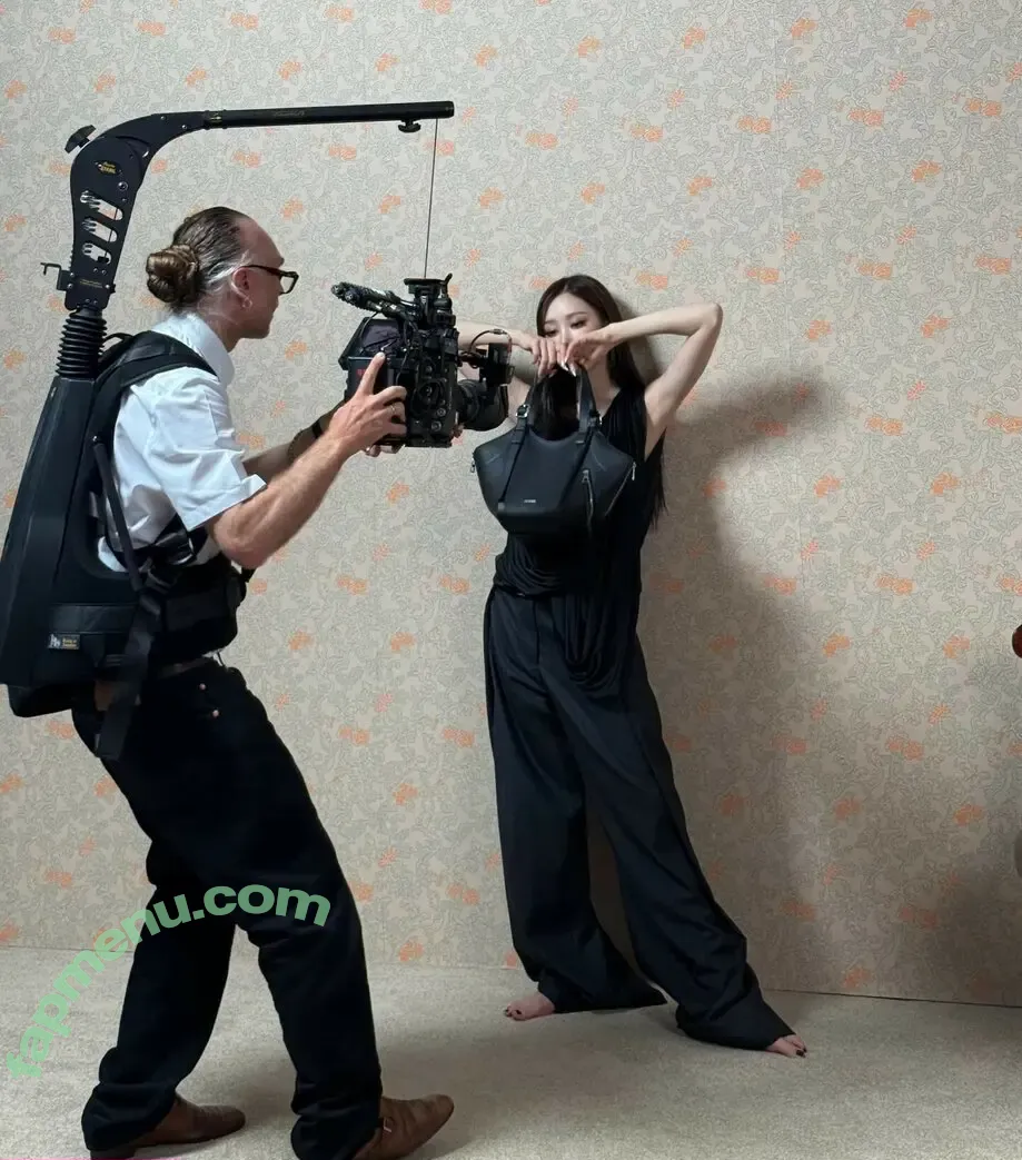 Giselle (æspa nude photo #1287 (aespa / giselle_aespa)