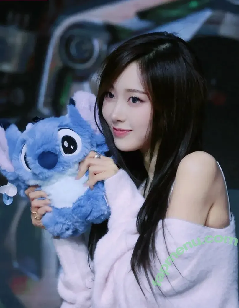 Giselle (æspa nude photo #1381 (aespa / giselle_aespa)