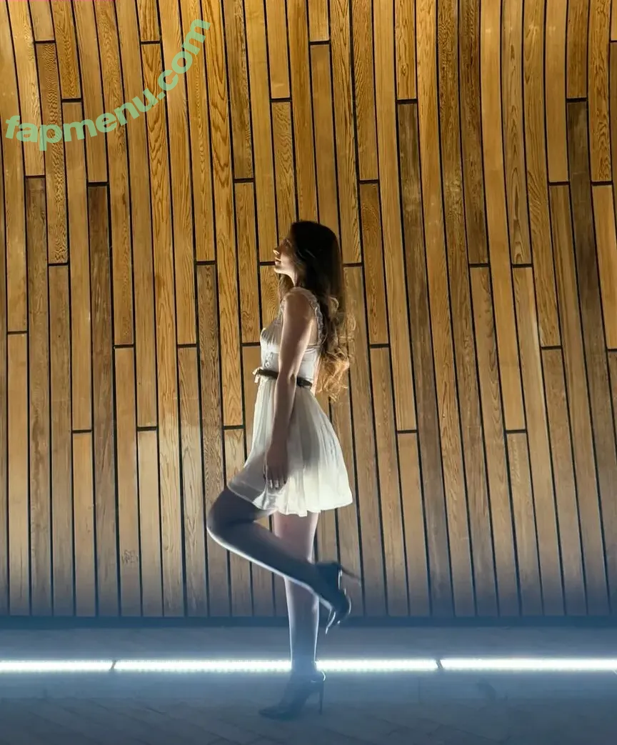 Giulia Bruno nude photo #0238 (Giulihere / giuliahere)