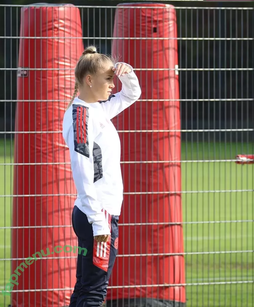 Giulia Gwinn nude photo #0066 (giulia_gwinn / giuliagwinn)