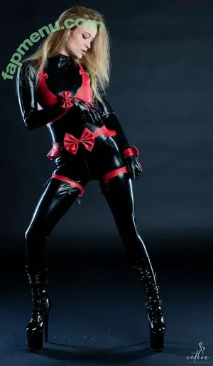 giulia.hmb / GiuliaHmb / Marie.99 nude photo #0114