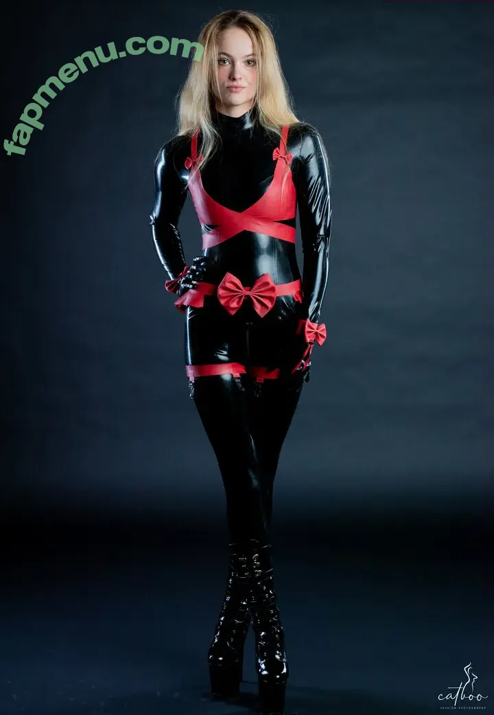 giulia.hmb nude photo #0109 (GiuliaHmb / Marie.99)