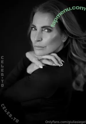 Giulia Siegel / giuliasiegel nude photo #0292