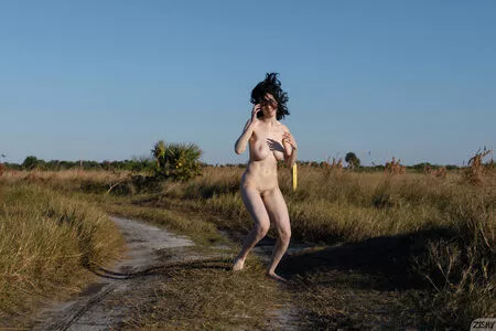 Giulia Wylde / Neon_Felix / giulia_wylde / giuliawylde.ig / neon_felix57 nude photo #0069