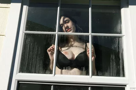 Giulia Wylde / Neon_Felix / giulia_wylde / giuliawylde.ig / neon_felix57 nude photo #0249