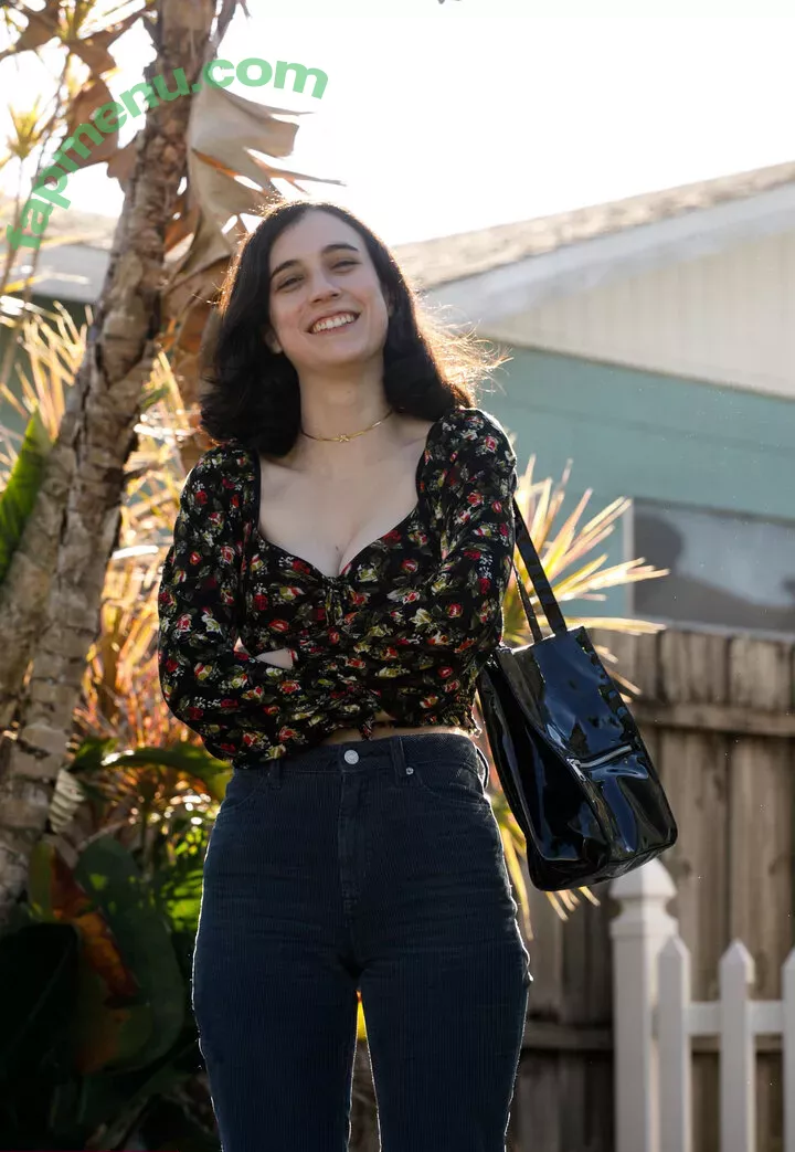 Giulia Wylde nude photo #0226 (Neon_Felix / giulia_wylde / neon_felix57 / officialgiuliawylde)