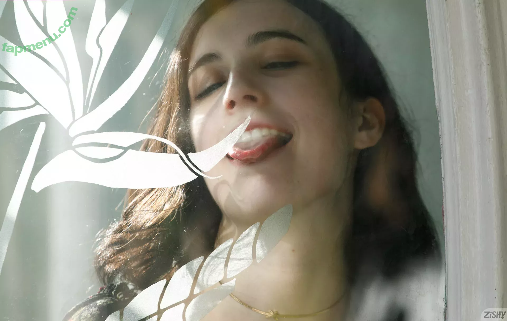 Giulia Wylde nude photo #0245 (Neon_Felix / giulia_wylde / neon_felix57 / officialgiuliawylde)