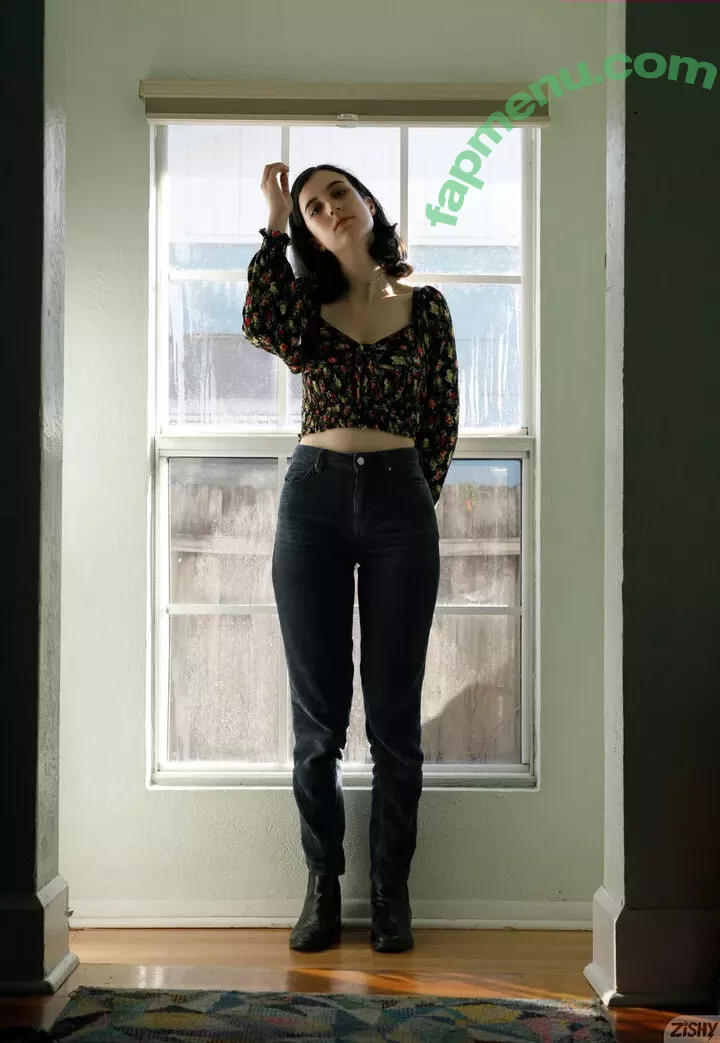 Giulia Wylde nude photo #0256 (Neon_Felix / giulia_wylde / neon_felix57 / officialgiuliawylde)