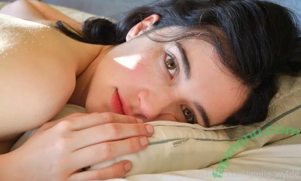 Giulia Wylde nude photo #0296 (Neon_Felix / giulia_wylde / giulielle16 / neon_felix57)