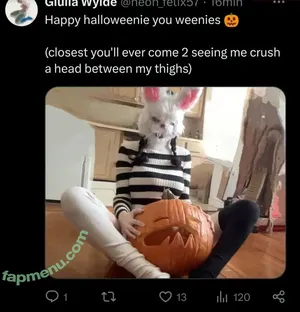 Giulia Wylde / Neon_Felix / giulia_wylde / giulielle16 / neon_felix57 nude photo #1010