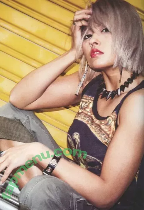 Giulia nude photo #0006 (0221giulia / Stardom / giulia0221g / giuliaottorini)