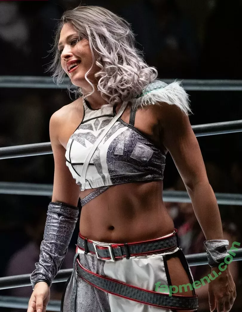 Giulia nude photo #0023 (0221giulia / Stardom / giulia0221g / giuliaottorini)