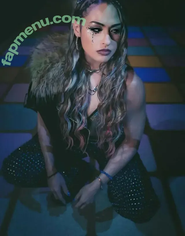 Giulia nude photo #1042 (0221giulia / Stardom / giulia0221g / giuliaottorini)