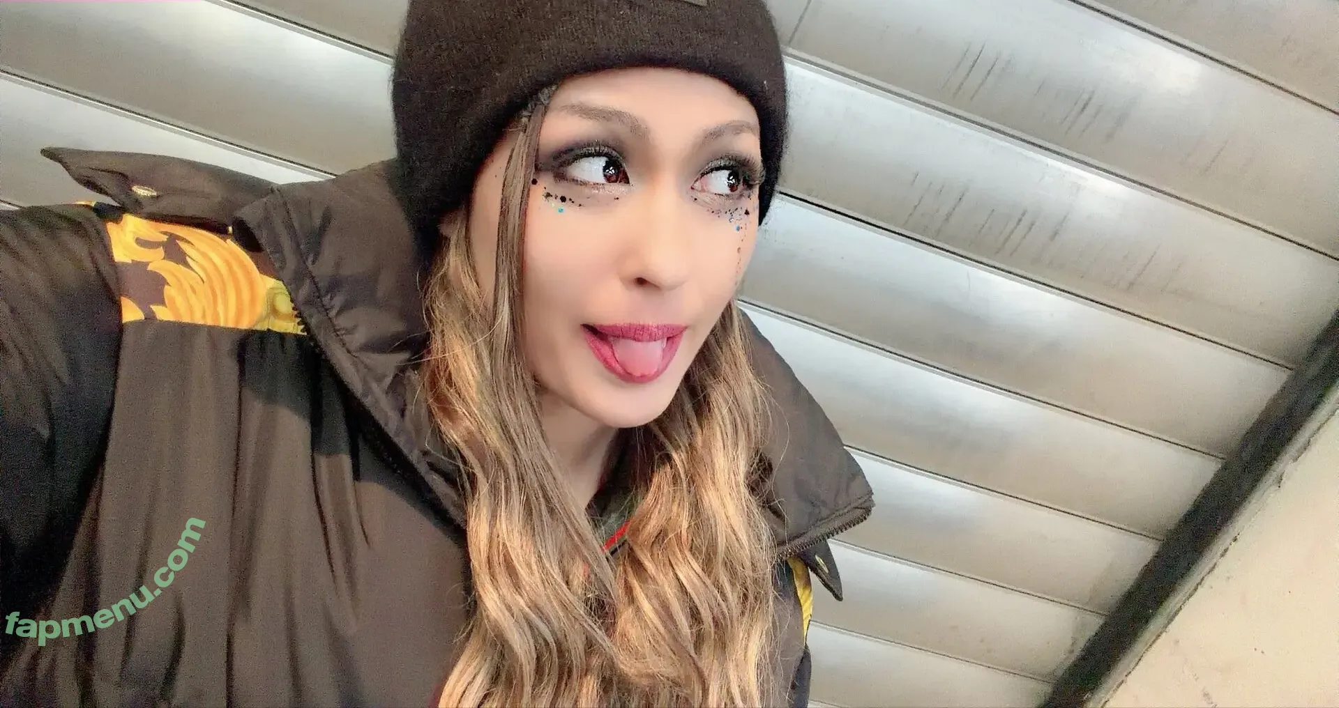 Giulia nude photo #1097 (0221giulia / Stardom / giulia0221g / giuliaottorini)