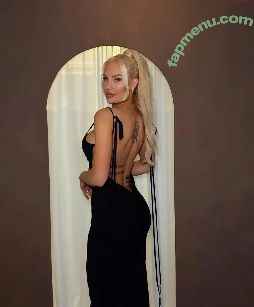 Giulie Hope Santana nude photo #0008 (Giulie Hope Santana)