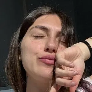 Giulie.tte / BUSTY MILF nude photo #0007