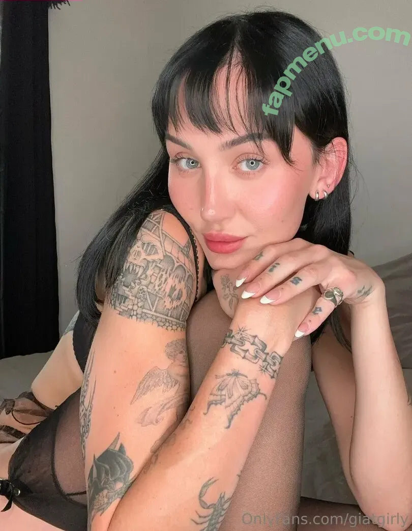 givemegia nude photo #0032 (givemegia)