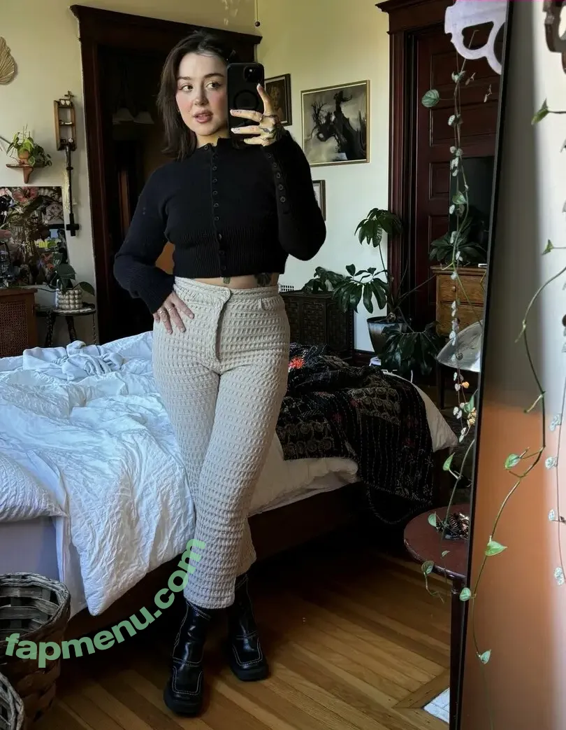 Givemetuesday nude photo #0189 (holytuesday / u452507074)