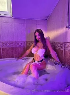 Gizem Bagdacicek / gizembagdacicekk / gizemsavagex nude photo #0107