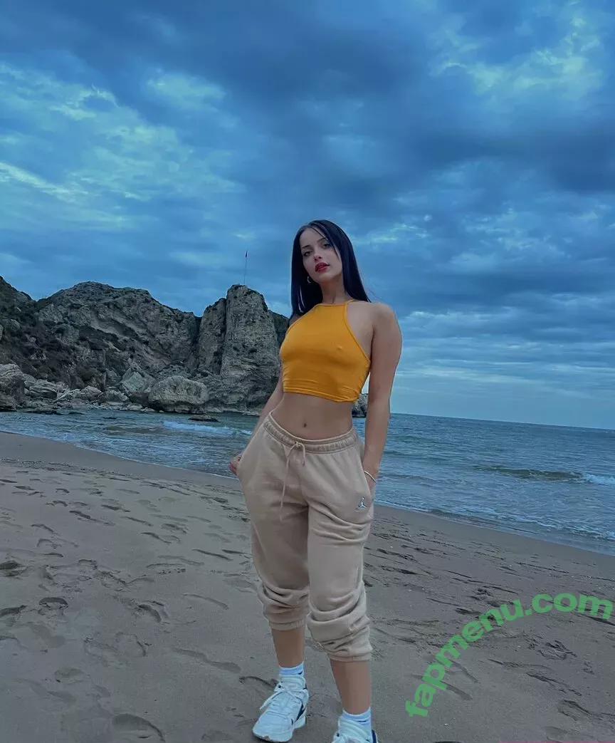 gizemsavagex nude photo #0835 (gizemsavagex_)