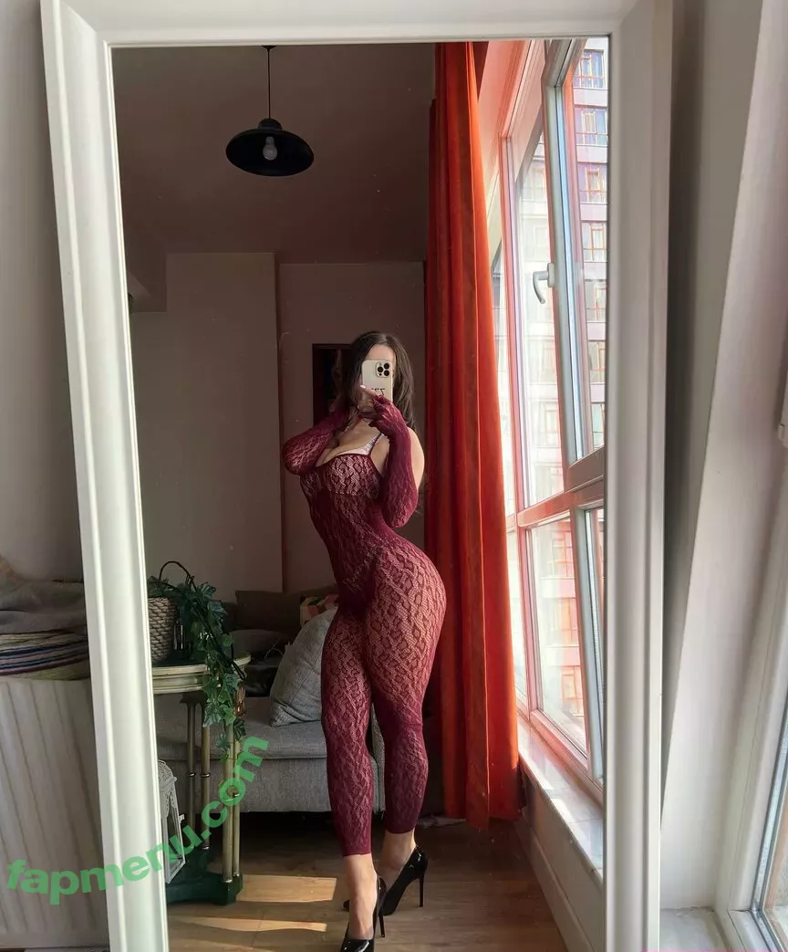 gizemsavagex nude photo #0921 (gizemsavagex_)