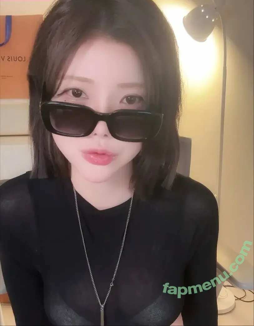 gksmf0f0 nude photo #0084 (gksmf0f0)