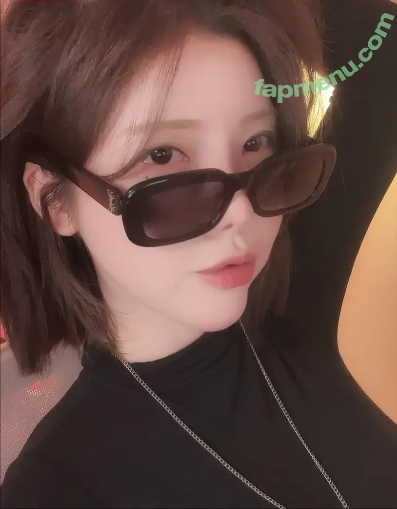 gksmf0f0 nude photo #0085 (gksmf0f0)