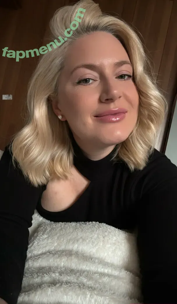 glaciagold nude photo #0001 (glaciagold)