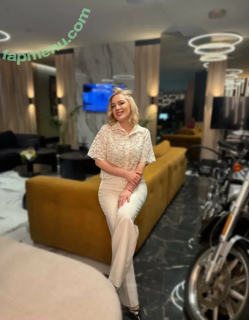 Glaciagold nude photo #0117 (theglasgoldgroup)