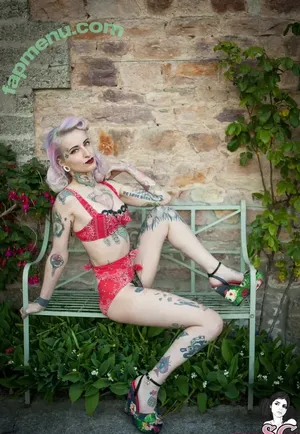 gladycesuicide / Gladyce / gladycefavour nude photo #0582