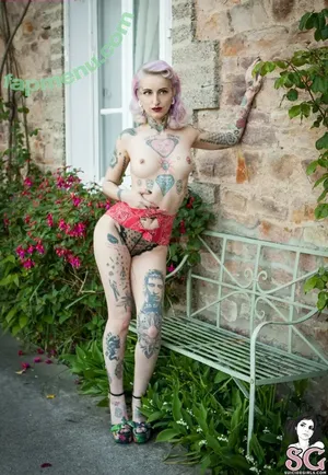gladycesuicide / Gladyce / gladycefavour nude photo #0595