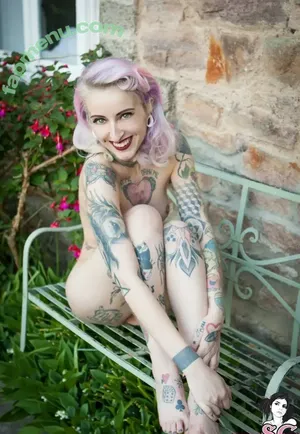 gladycesuicide / Gladyce / gladycefavour nude photo #0608