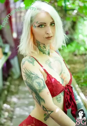 gladycesuicide / Gladyce / gladycefavour nude photo #0659