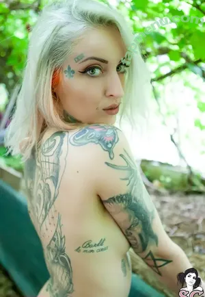 gladycesuicide / Gladyce / gladycefavour nude photo #0678
