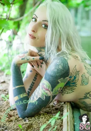 gladycesuicide / Gladyce / gladycefavour nude photo #0679