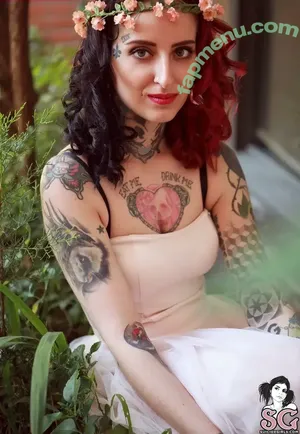 gladycesuicide / Gladyce / gladycefavour nude photo #0707