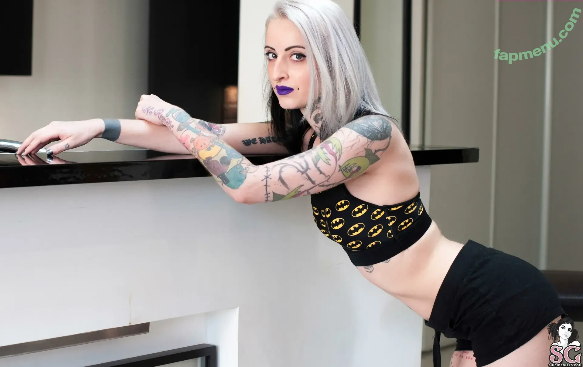 gladycesuicide nude photo #0019 (Gladyce / gladycefavour)