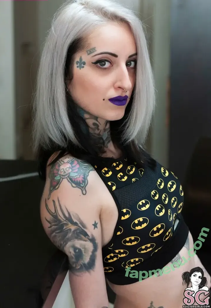 gladycesuicide nude photo #0021 (Gladyce / gladycefavour)