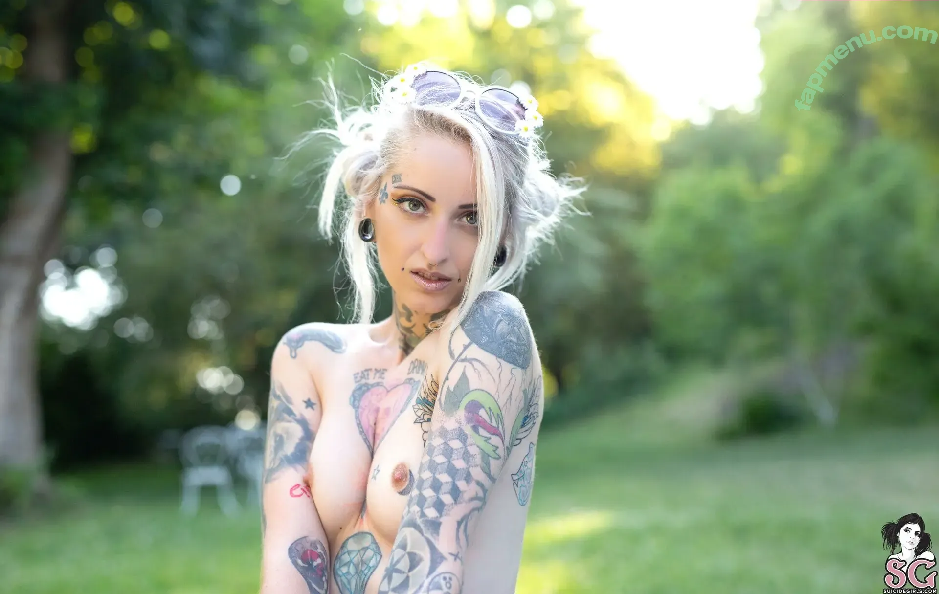 gladycesuicide nude photo #0319 (Gladyce / gladycefavour)