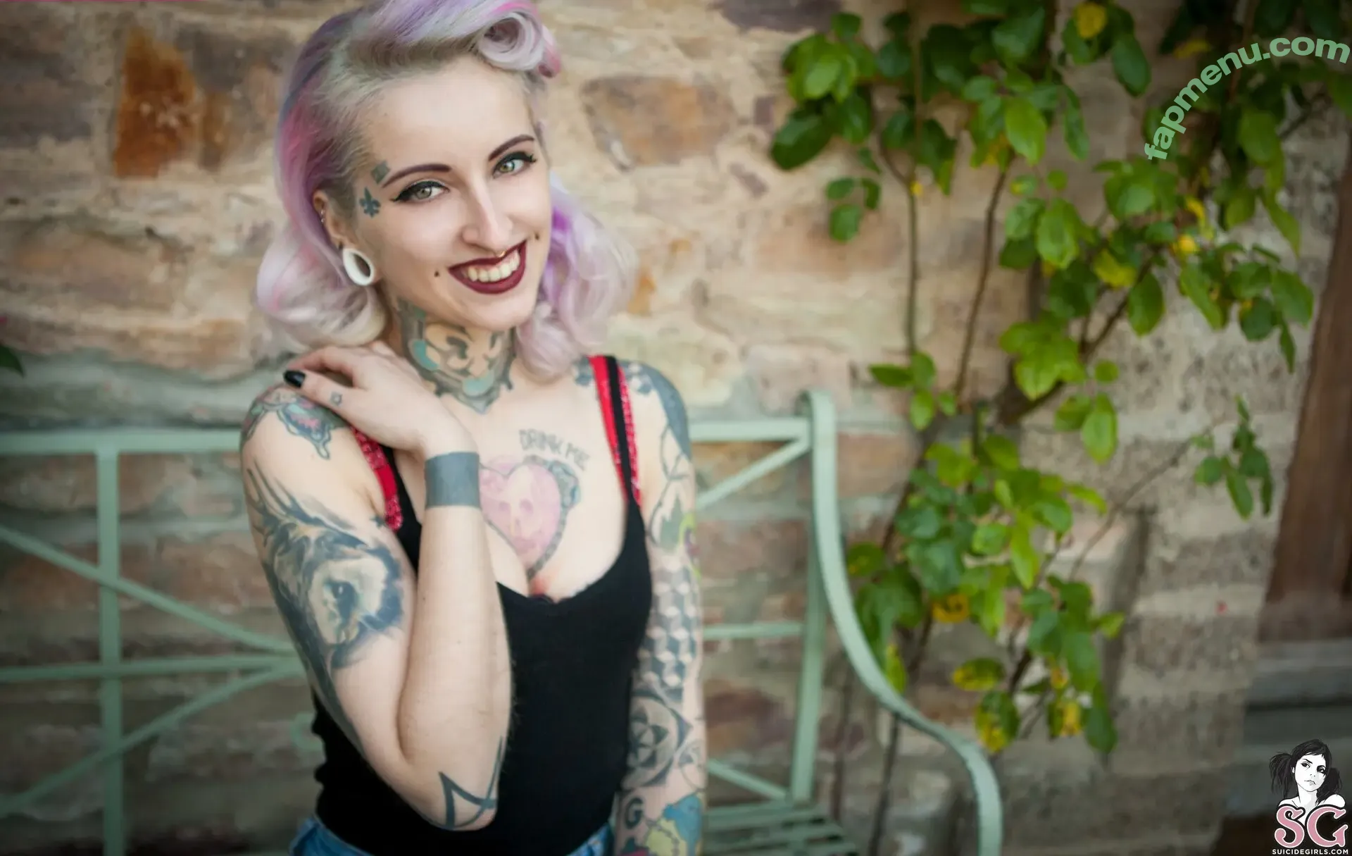 gladycesuicide nude photo #0568 (Gladyce / gladycefavour)