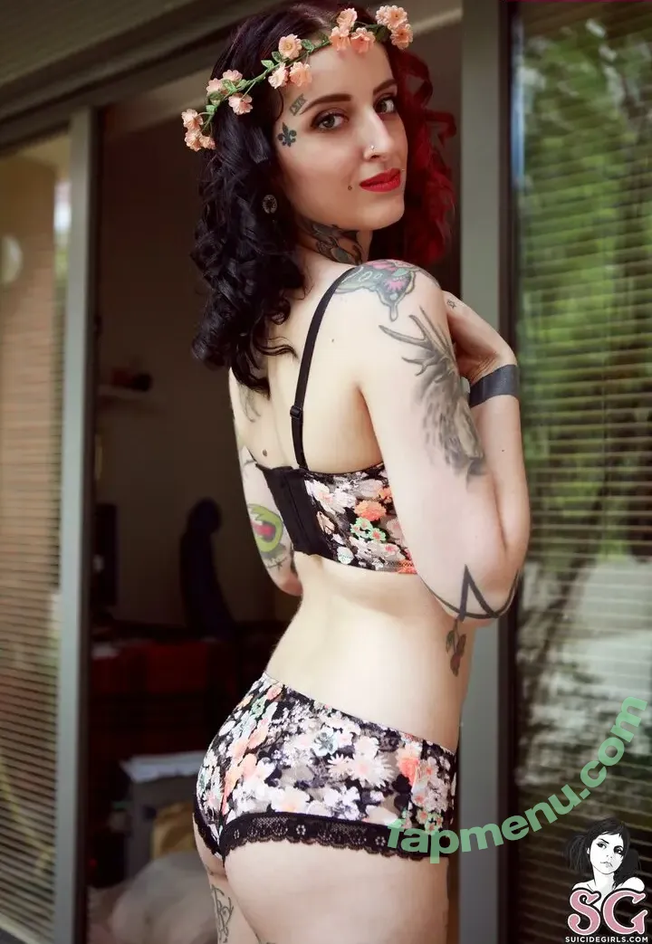 gladycesuicide nude photo #0713 (Gladyce / gladycefavour)
