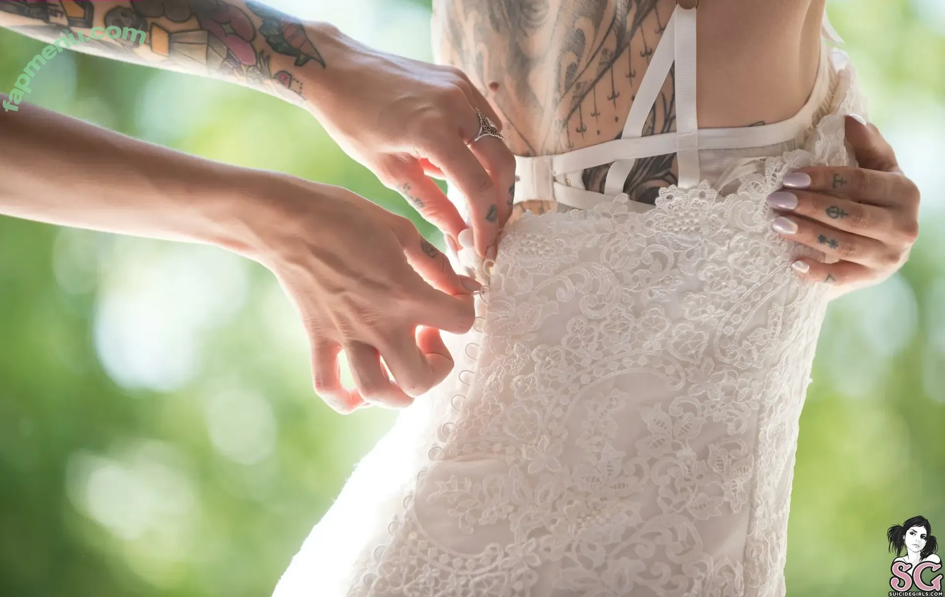 gladycesuicide nude photo #0908 (Gladyce / gladycefavour)